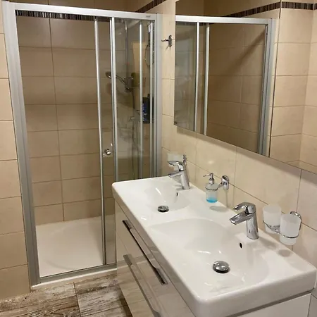 Chata Kunvald Vakantiehuis