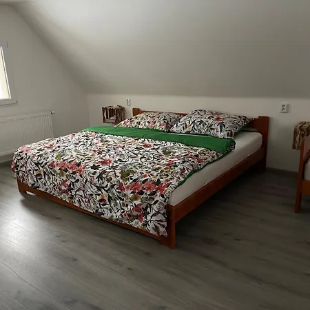 Chata Kunvald Vakantiehuis *